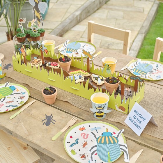 Bugging Out Bug Hunt Treat Stand 25cm x 82cm Each