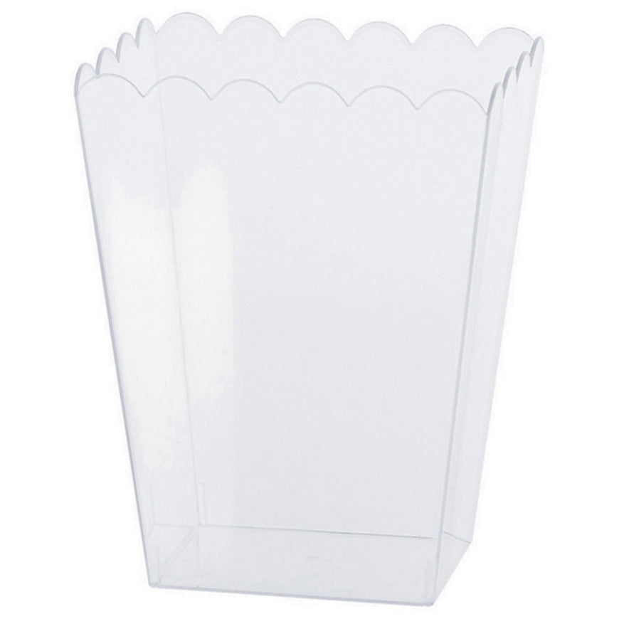 Scalloped Clear Plastic - Medium - Party Savers